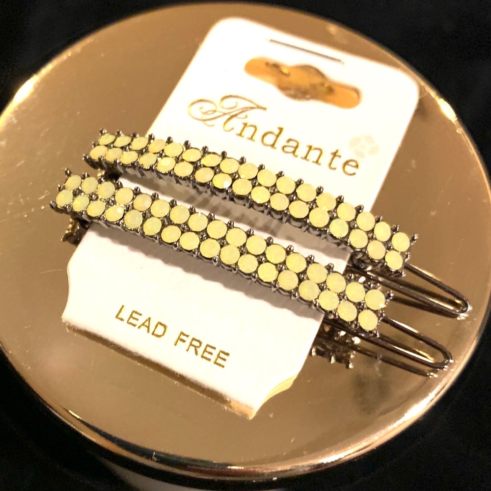 Hair pins